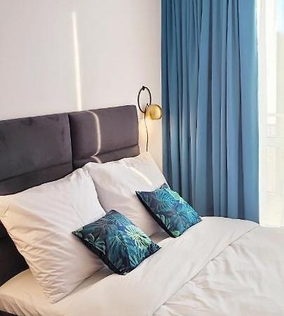Cosmopolitan Apartament Z Bezplatnym, Prywatnym Parkingiem W Hali Garazowej Торунь Экстерьер фото