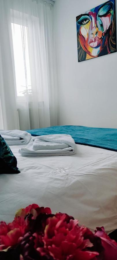 Cosmopolitan Apartament Z Bezplatnym, Prywatnym Parkingiem W Hali Garazowej Торунь Экстерьер фото